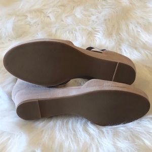 blondo cathy waterproof wedge pump